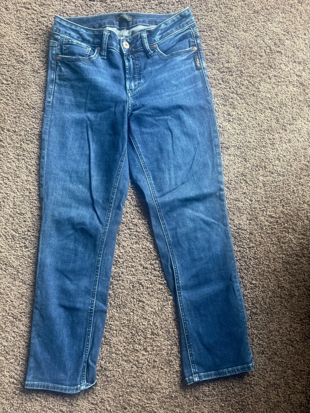 Silver Jeans Suki Capri Denim in Medium Blue Wash